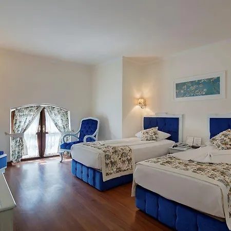 Hotel Adalya Port 4*