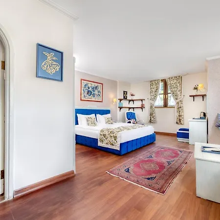 Adalya Port 4* אנטליה