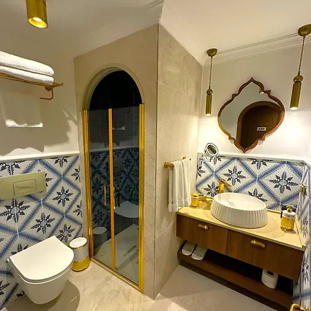 Hotel Adalya Port 4*