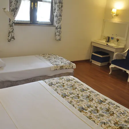 Adalya Port Hotel 4*