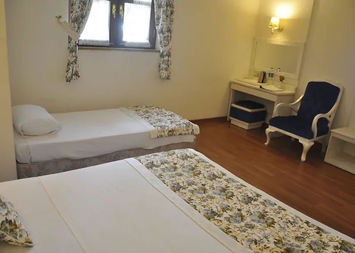 Adalya Port מלון 4*